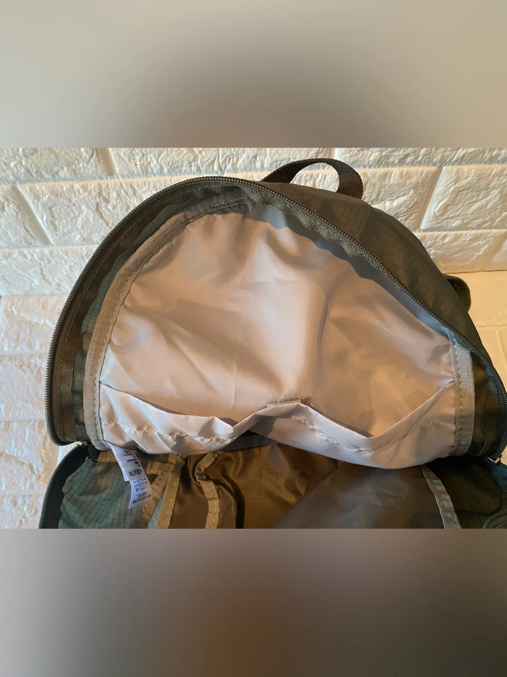 Eddie Bauer Stowaway Packable 20L Daypack Backpack - New With Tags